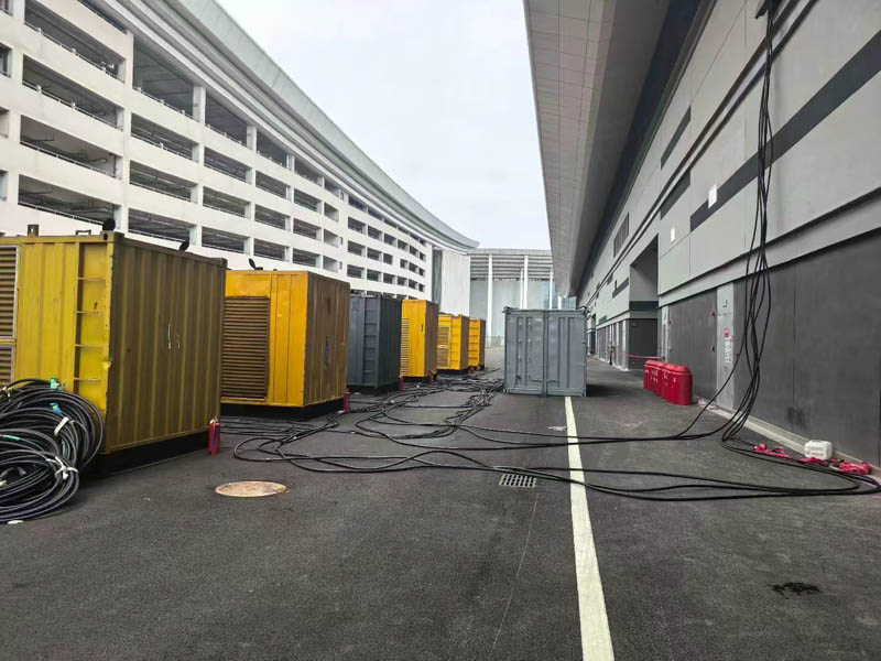 鹰手营子矿冬季柴油发电机启动前需要做哪些准备工作？